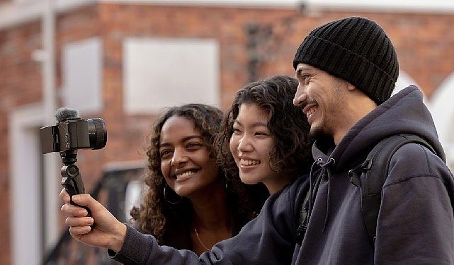 Sony ZV-E10 ile Çarpıcı Kıssalar Yaratın!