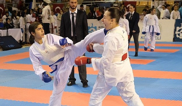 ‘Sporun Başşehri Kocaeli’de karate coşkusu