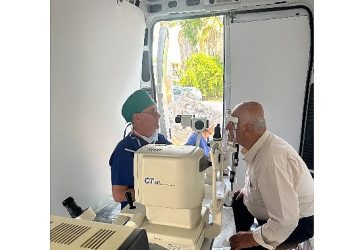 Türk ve Japon göz doktorları  zelzele ve doğal afetleri konuştular