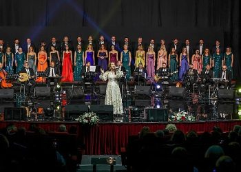 “Yüzyılın hatırası” konseri ile lıv hospital tabipleri sahnede