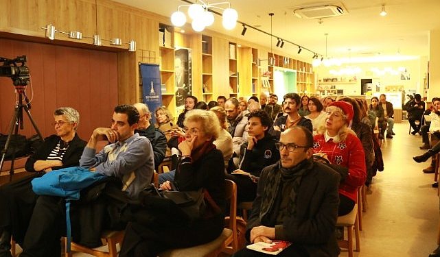 100. Yıl Kitap Kulübü’nün birinci konukları Zeynep Oral ve Gülce Başer oldu