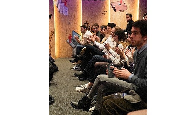 100. yılda 100 öğrenci iş dünyasının başkanları ile buluştu