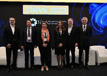 12. Tüyid yatırımcı alakaları tepesi iş dünyasının ağır ilgisiyle başladı