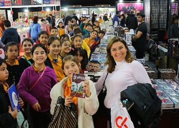 13. Antalya Kitap Fuarı’na Vali Şahin’den ziyaret 