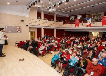 9. İzmir Çocuk ve Gençlik Edebiyatı Günleri başladı Soyer: “Cesaretiniz arttıkça özgürleşirsiniz”