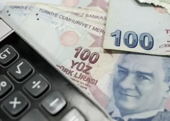 Hükümet, asgari ücret görüşmesi öncesi değerlendirmeler yapmaya başladı