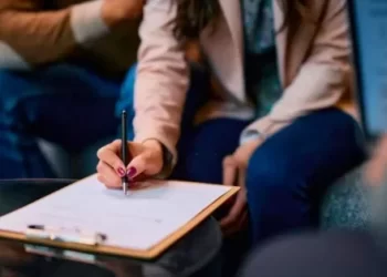 Yargıtay’dan okuryazar olmayan kişiler için emsal karar: Attığı imzadan sorumludur