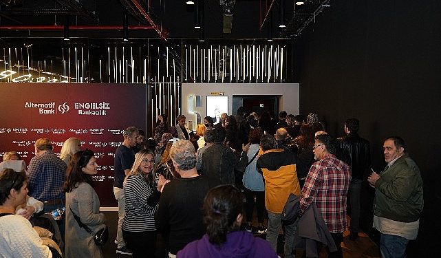 Alternatif Bank Dünya Engelliler Günü’nde  Atatürk sinemasını işaret lisanı çevirisiyle işitme engelliler ile buluşturdu