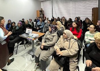 Anne Kentte sağlıklı hayat ve hakikat nefes teknikleri