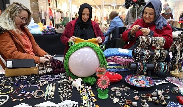 Bayan teşebbüsçüler üretmekten ve kazanmaktan şad