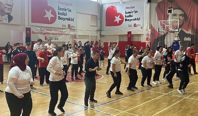 Bayraklı’da engelliler günü kutlaması Lider Sandal, “Asla yalnız değilsiniz”