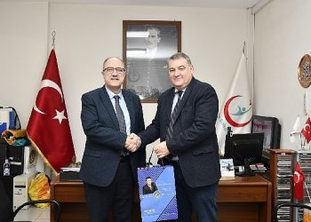 Belediye lider vekili Hüseyin Vasfi Güner ilçe sıhhat müdürü dr.Refet Çeviker’e ve başhekim Onur Sakin’e ziyaret gerçekleştirdi