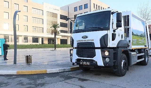 Belediyeye 78 araç ve iş makinesi