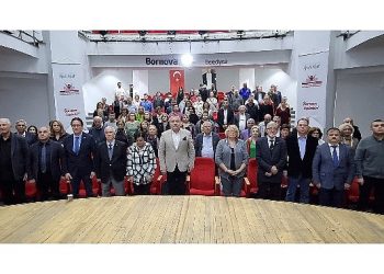 Bornova Belediyesi’nden faal dernek idaresi eğitimi