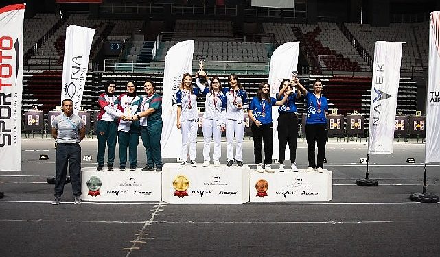 Büyükşehir Atletleri 353 Madalya ve Kupa Kazandı