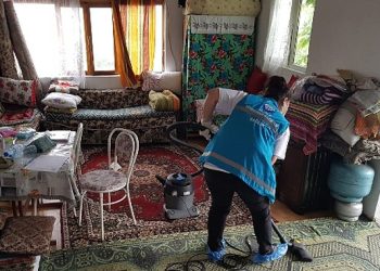 Büyükşehir Kırsaldaki Çınarların Yanında