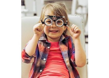 Çocuklarda şaşılık ve göz tembelliği tedavisinde erken teşhis ve tedavi çok kıymetli