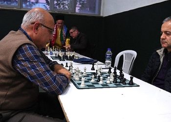 Dedeler ve torunlar satrançta yarıştı