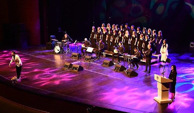 Depremzede çocuklar için dayanışma konseri