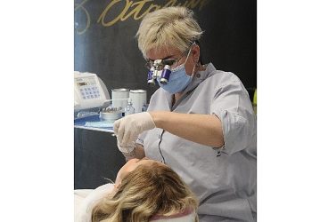 Dijital diş hekimliği ile biyolojiyi koruyan implant