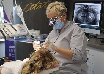 Dijital diş hekimliği ile biyolojiyi koruyan implant