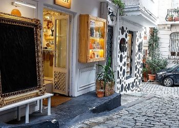 Dükkânda Sanat Var! Kentin bohem-şık noktası Tophane’de, sokak sanat ile buluştu…
