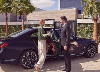 Emirates, First ve Business Class Yolcuları için Tokyo-Haneda’da Özel Sürücülü Transfer Hizmetini yine başlatıyor