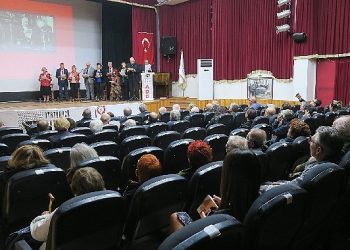 Foça’da türk bayanına seçme ve seçilme hakkı verilişinin 89.yıl dönümü anıldı