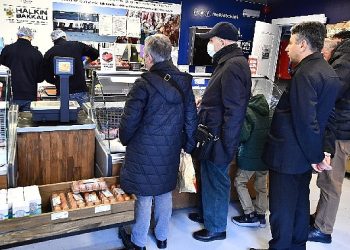 Halkın Kasabı’na İzmirlilerden büyük ilgi