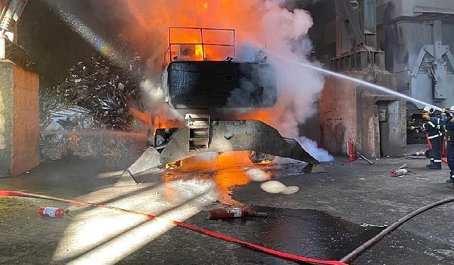 İtfaiyeden Dilovası’ndaki yangına müdahale