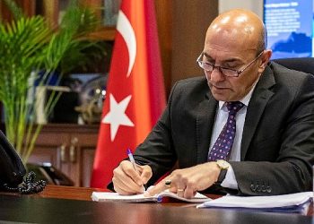 İzmir Büyükşehir Belediyesi Kemeraltı’ndaki yeni yıl etkinliklerini iptal etti