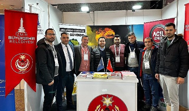 İzmir İtfaiyesi’nden uzman isimler Memleketler arası Yangın Güvenliği Sempozyumu’na katıldı
