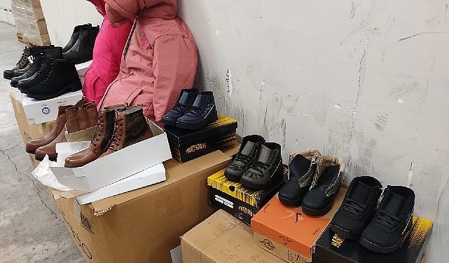 İzmir’den Hatay’a kırtasiye seti, bot ve mont dayanağı