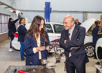 İzmirli bayanlar her alanda “usta”