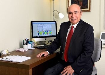 Kaşkaloğlu Göz Hastanesi Kurucusu Prof. Dr. Mahmut Kaşkaloğlu: ‘Lasik ile 30 Yıldır Başarılı Operasyonlara İmza Atıyoruz’