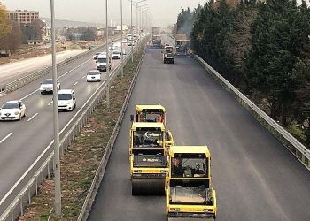Kocaeli Stadyum yolunda D-100 Ankara tarafı asfaltlandı