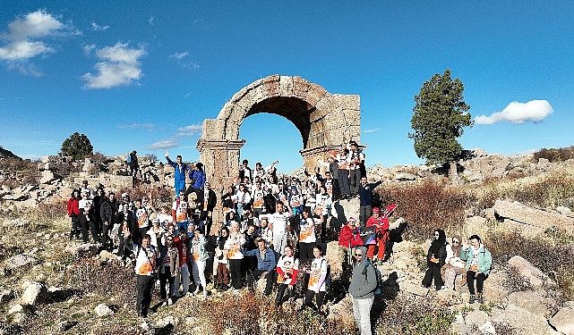 Lider Altay: “Tarihin İzlerini Taşıyan Zengibar Yürüyüş Yolu’nu Turizme Kazandırdık”