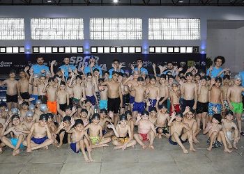 Lider Altay: “Yüzme Bilmeyen Kalmasın Projemizle Çocuklarımız Yüzme Hünerlerini Geliştiriyor”