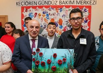 Lider Altınok özel bireylerle buluştu