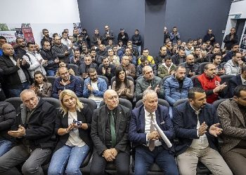 Lider Batur’a bir takviye de işçilerden