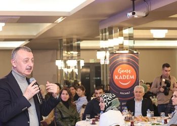 Lider Büyükakın: Dünyada bütün pahalar ayaklar altında