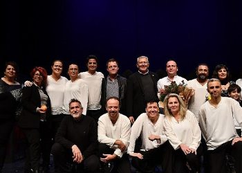 Lüleburgaz Belediyesi Tiyatro Topluluğu kırdı geçirdi