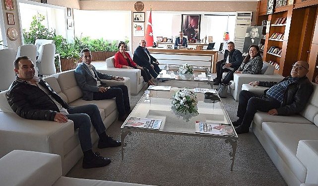 Muratpaşa Belediyesi Aday Adayı Çetin’den Lider Topaloğlu’na ziyaret