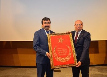 MÜSİAD İzmir Prof. Dr. Saffet Köse’yi Konuk etti