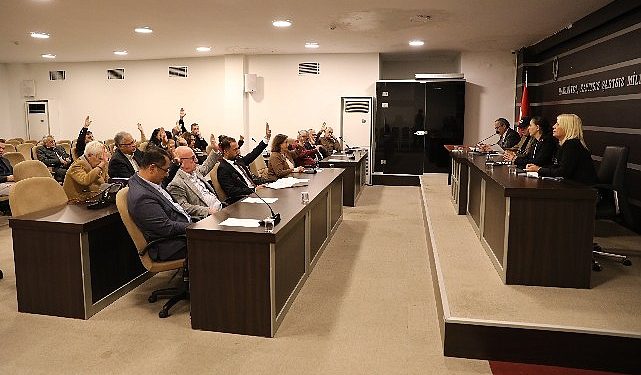 Narlıdere’de yılın son meclisi