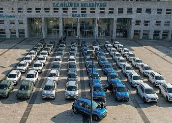 Nilüfer Belediyesi araç filosunu elektrikli araçlarla yeniledi