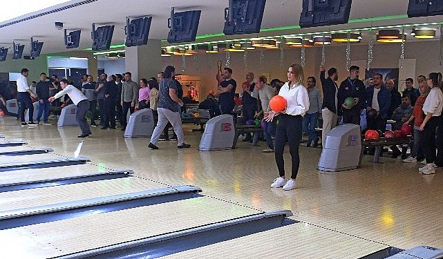 Osmangazi işçisinin bowling heyecanı