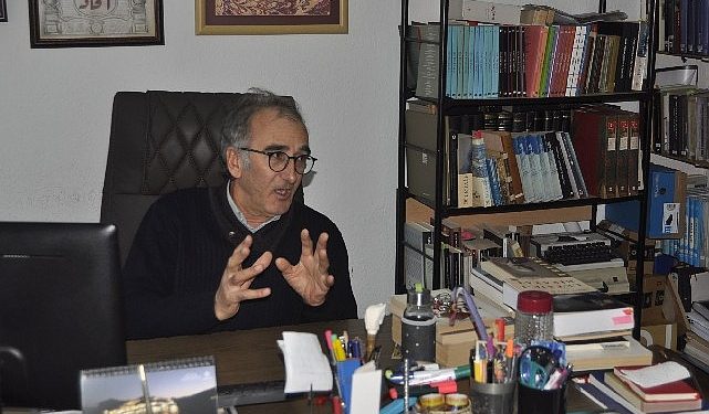 Prof. Dr. Gökçek, “Mehmet Akif, İstiklal Marşı’nı yazmayı en çok hak eden şairdi”