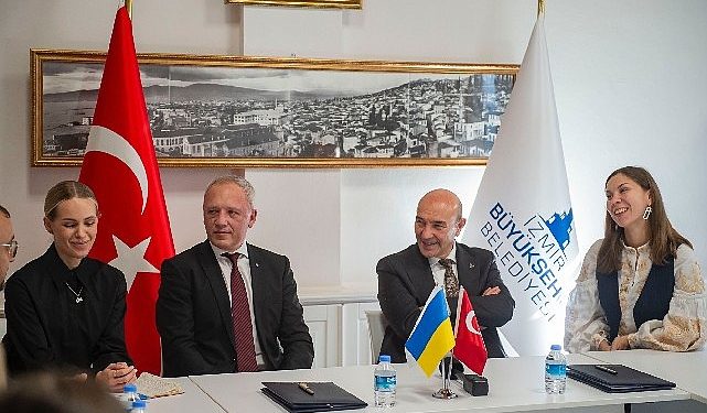 Rusya ve Ukrayna savaşı sırasında imzalanan birinci kontrat İzmir’den İzmir ile Çernivtsi ortasında kardeşlik muahedesi