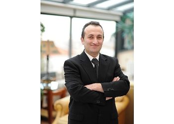  Sadece yeşil güçten üretim yapan Akfen Yenilenebilir Güç yeni yatırımlarıyla heyeti gücünü 860 MW’a çıkartıyor